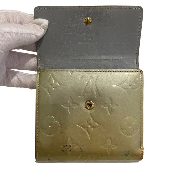 Louis Vuitton Perle Yellow Monogram Vernis Ludlow Wallet - fold out - leather - Picture 13 of 16